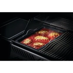 BBQGrills Shop -BBQGrills Shop Low Res JPG 56055 Roasting Pan InUse Chicken Parm