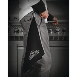 Napoleon PRO Grill Towel -BBQGrills Shop Low Res JPG 62150 grill towel chef side InUse