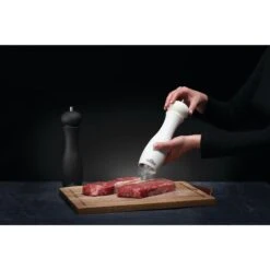 Napoleon Salt And Pepper Grinder Set -BBQGrills Shop Low Res JPG 90004 Salt Pepper Grinders in use Salt
