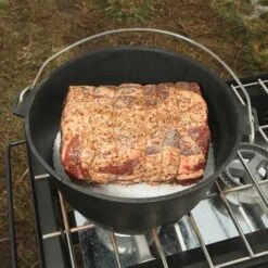 Camp Chef 14-Inch Pre-Seasoned Cast Iron Deluxe Dutch Oven - 12 Quart -BBQGrills Shop do14 3